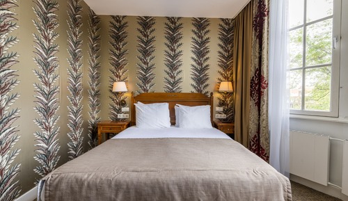 Room, 1 Queen Bed, Canal View