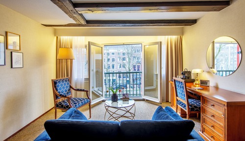 Superior Room, 1 King Bed, Canal View