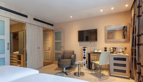 The Level, Premium Room