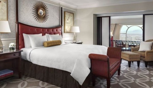 Grand Room, 1 King Bed, City View