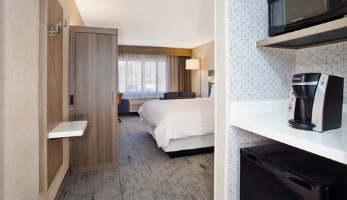 Standard Room, 1 King Bed
