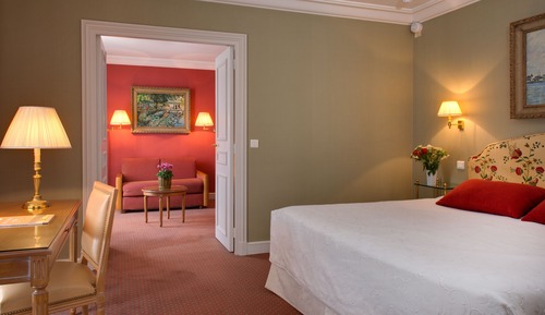 Suite (with a single sofa bed)