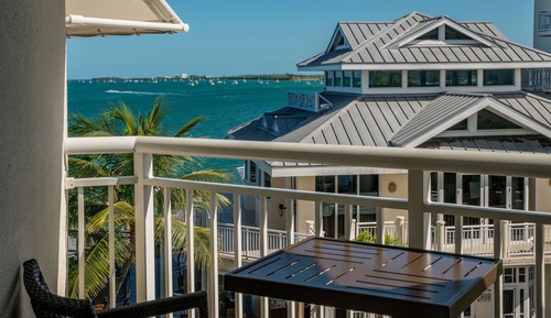 Room, 2 Queen Beds, Partial Ocean View
