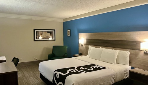 Deluxe Room, 1 King Bed (Deluxe Executive Room)