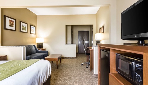 Suite, 1 King Bed, Non Smoking
