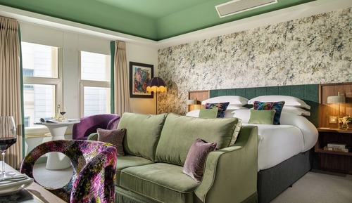 Premium Room, 1 King Bed