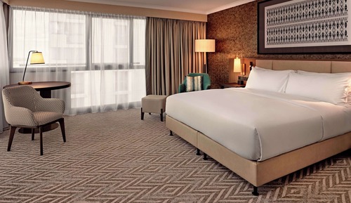 Premium Room, 1 King Bed, Corner (Panorama)