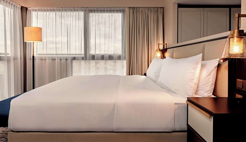 Junior Suite, 1 King Bed (Panorama)
