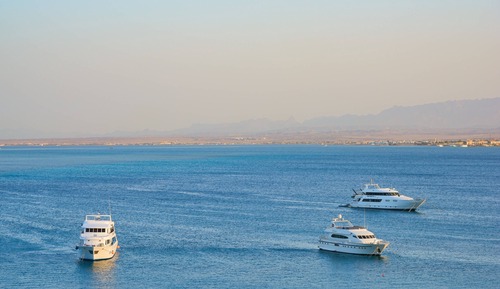 Deluxe Room, 1 King Bed, Balcony, Sea View