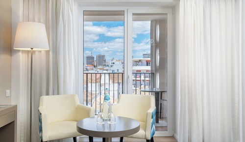 Suite, City View (3 adults)
