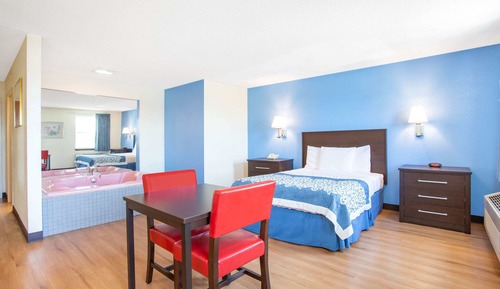 Studio Suite, 1 Queen Bed, Non Smoking