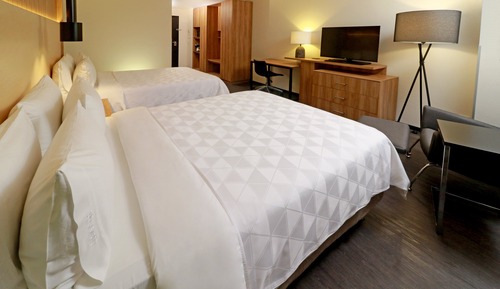 Standard Room, 2 Queen Beds, City View
