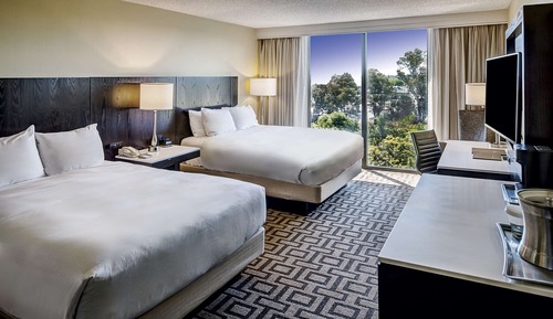 Room, Accessible, Non Smoking (Roll-in Shower)