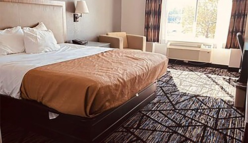 Standard Room, 1 King Bed, Non Smoking