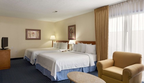 Studio Suite, 2 Queen Beds, Accessible, Non Smoking (1st Floor)