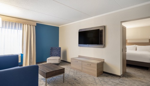 Suite, Multiple Beds