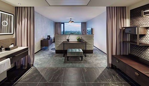 Premium Room, 1 King Bed