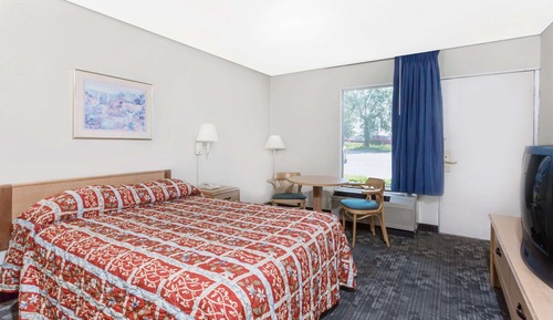 Room, 1 King Bed, Non Smoking
