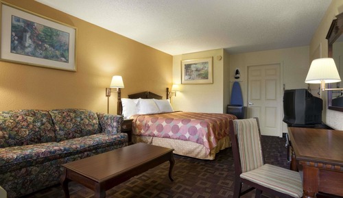 Room, 1 King Bed, Accessible, Smoking (Mobility)