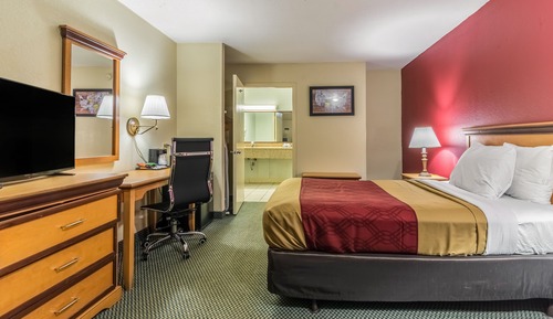Standard Room, 1 King Bed, Smoking