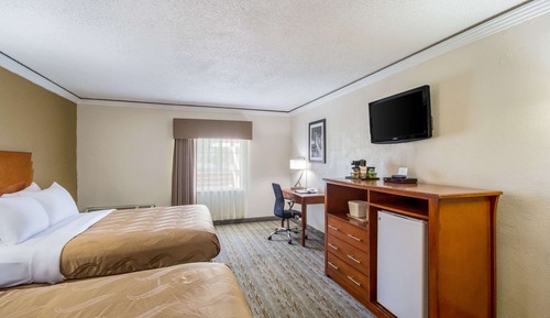 Room, 2 Queen Beds, Non Smoking