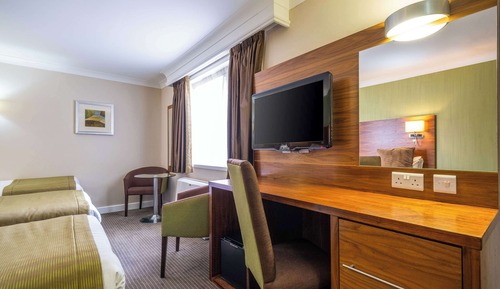 3 Single Beds