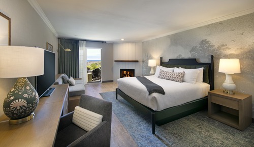 Superior Room, 1 King Bed, Patio, Ocean View