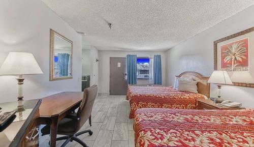 Standard Room, 2 Queen Beds, Non Smoking