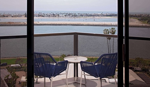 Room, 2 Queen Beds, Ocean View