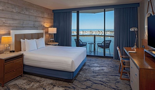Room, 1 King Bed, Accessible, Ocean View (Bathtub)