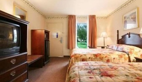 Room, 2 Queen Beds, Non Smoking