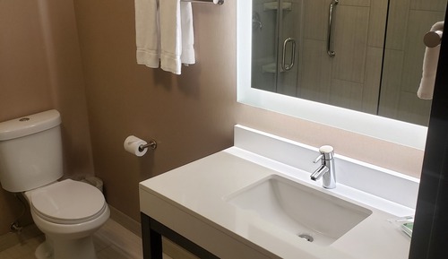 Standard Room, 1 King Bed