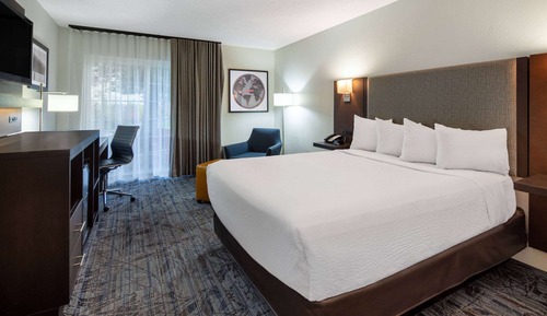 Room, 1 Queen Bed, Non Smoking (Courtyard View)