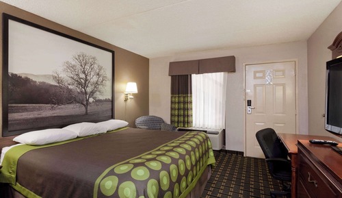 Standard Room, 1 King Bed, Smoking