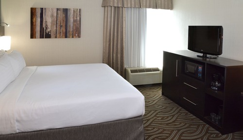 Standard Room, 2 Queen Beds, Accessible (Mobility, Roll-In Shower)