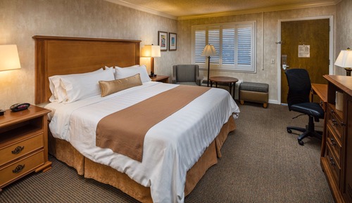 Suite, Multiple Beds, Accessible, Non Smoking (Walk-in Shower)