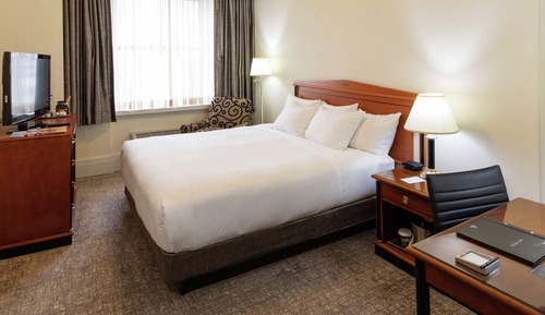 Standard Room, 1 King Bed