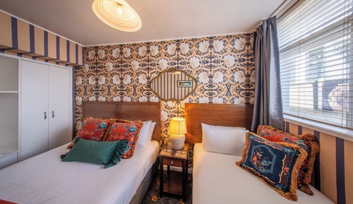 One Bedroom Suite (In Adjacent Building)