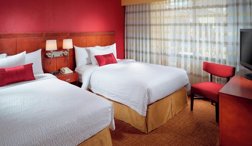 Room (Mobility/Hearing Accessible, Tub)