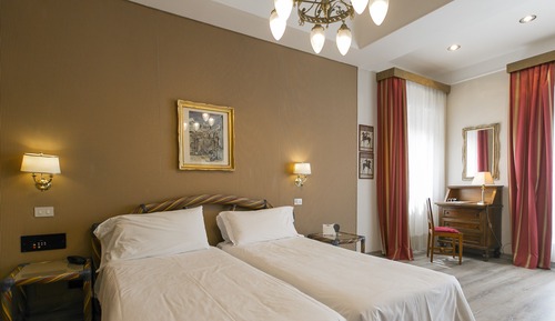 Classic Room, 3 Twin Beds