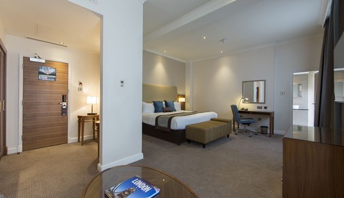 Junior Suite, 1 King Bed with Sofa bed