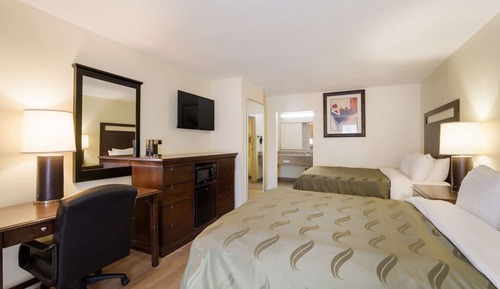 Room, 2 Queen Beds, Accessible, Non Smoking