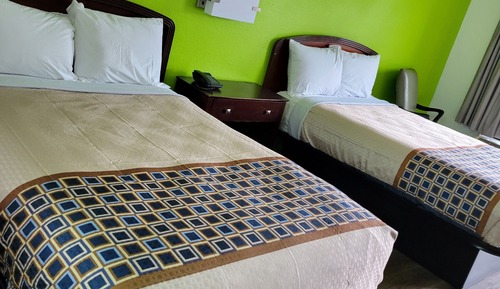 Standard Room, 2 Double Beds, Smoking