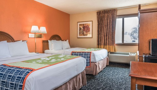 Room, 2 Queen Beds, Accessible, Non Smoking