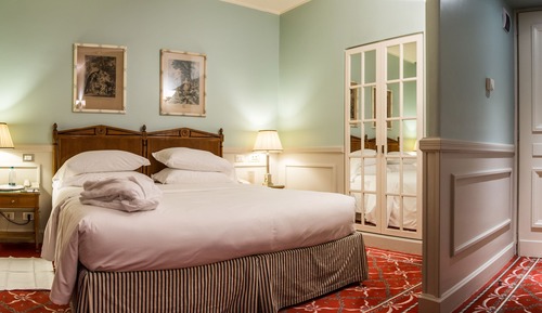 Classic Double Room