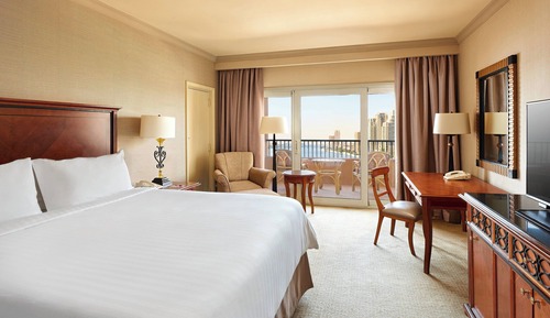 Deluxe Room, 1 King Bed, Non Smoking, Balcony