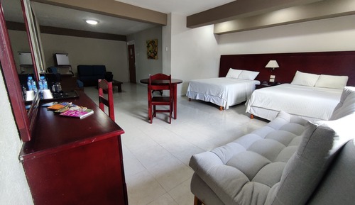 Family Room, 1 Bedroom