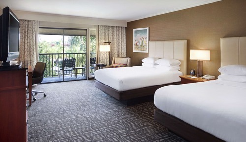 Room, 2 Queen Beds, Accessible (Roll-in Shower)