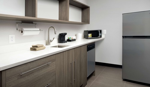 Studio, 1 King Bed, Accessible, Bathtub