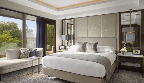 Junior Suite, 1 King Bed (Mayfair Floor)